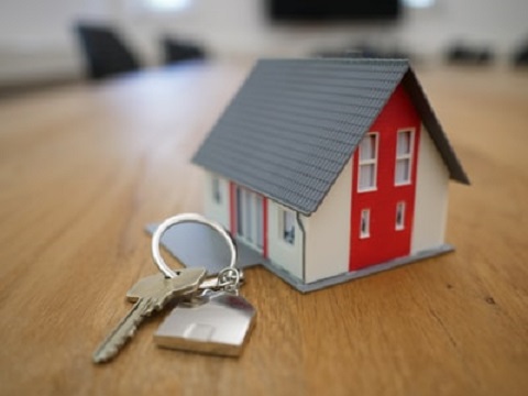 New York Real Estate License Requirements and FAQ